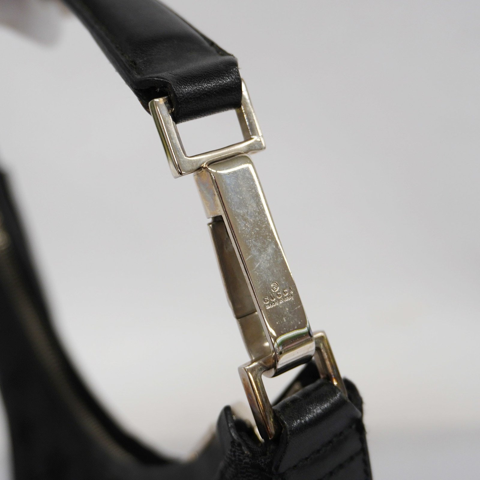 GUCCI 000 0602 Women's GG Canvas Hand Bag Black | AlmaBagz - Image 11