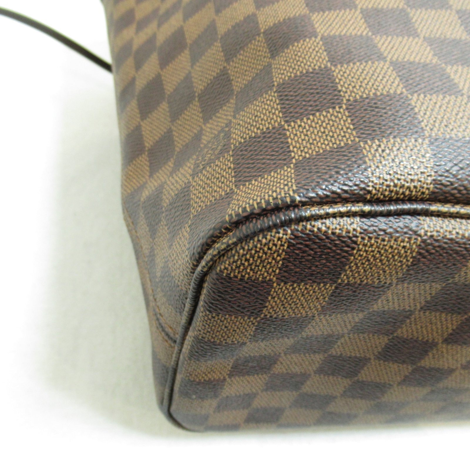 LOUIS VUITTON Neverfull MM Brown Ebene Damier PVC coated canvas N51105 | AlmaBagz - Image 6