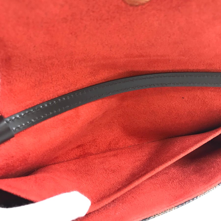 LOUIS VUITTON Shoulder Bag | AlmaBagz - Image 12