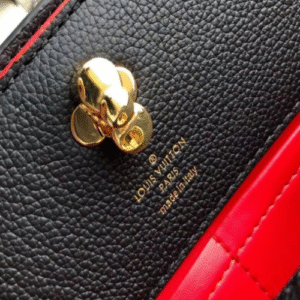 Louis Vuitton Astrid Veau Nuage Leather Noir | AlmaBagz