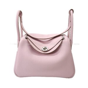 HERMES Shoulder bag Lindy 26 Verso Mauve Pale/Nata Taurillon Clemence Silver HW Stamp | AlmaBagz