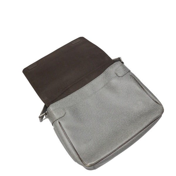 LOUIS VUITTON Shoulder Bag M32623 Taiga Leather gray Men's men's Taiga Roman MM mens Used | AlmaBagz - Image 12