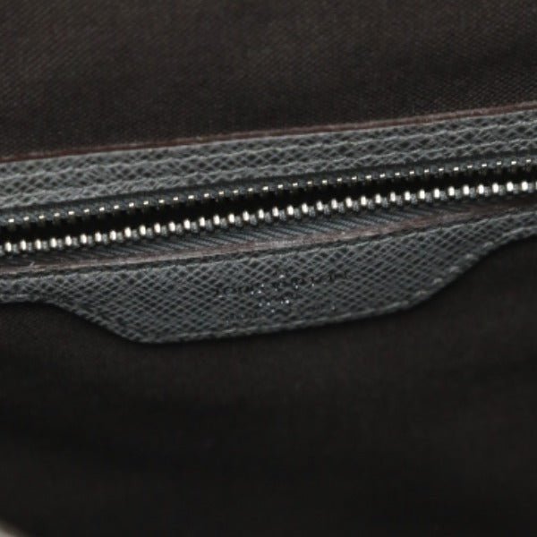 LOUIS VUITTON Shoulder Bag M32623 Taiga Leather gray Men's men's Taiga Roman MM mens Used | AlmaBagz - Image 17