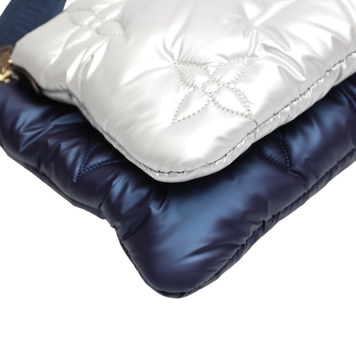 LOUIS VUITTON Shoulder Bag M21057 Monogram canvas Recycled nylon Navy/Silver Bags and pouches Monogram Maximulti Pochette Accessory Women Used | AlmaBagz - Image 6