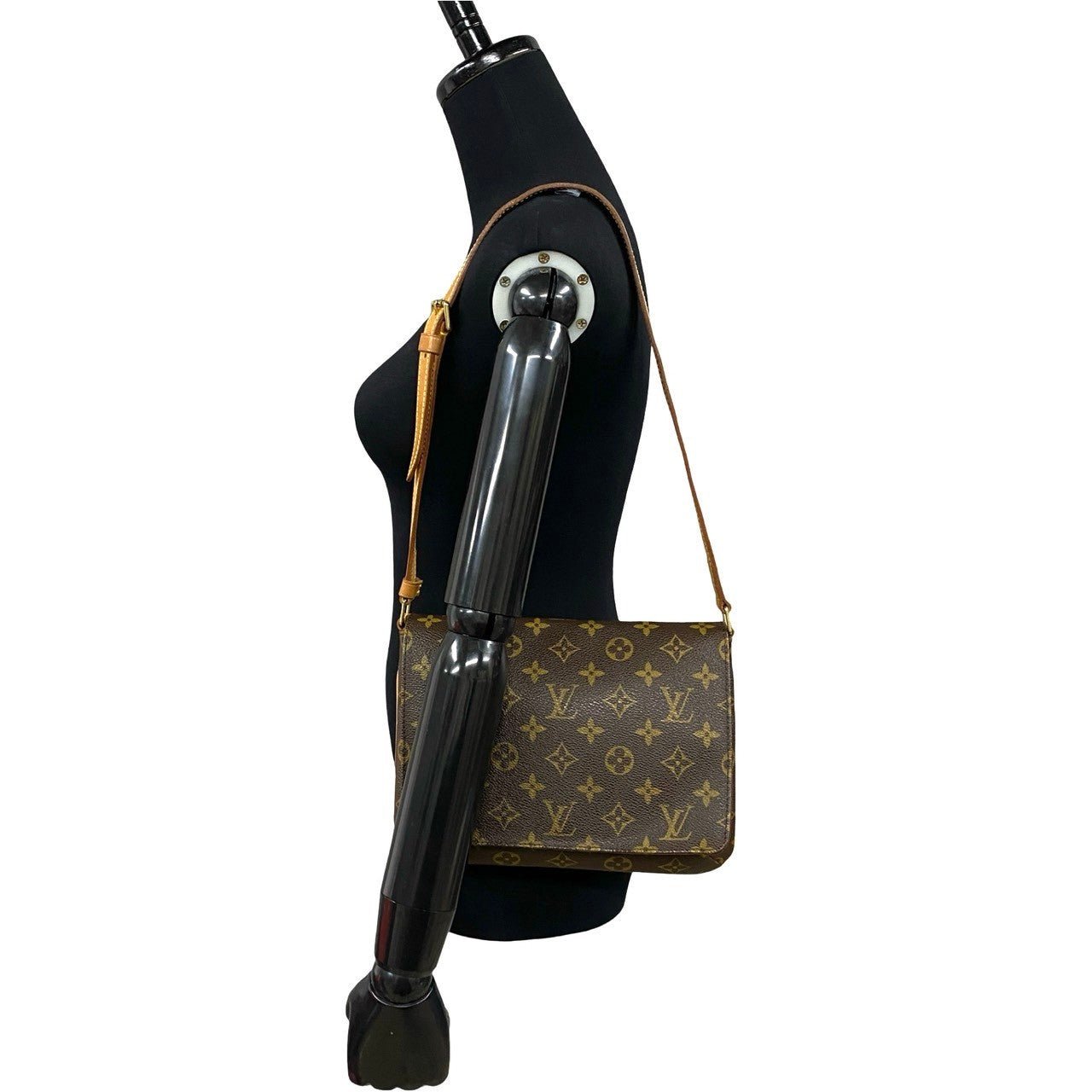 LOUIS VUITTON Shoulder Bag leather Brown Musette tango | AlmaBagz - Image 2