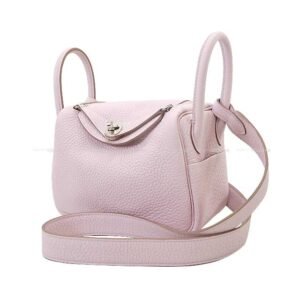 HERMES Shoulder bag Lindy mini 20 Verso Mauve Pale/New Gris Perle Taurillon Clemence Silver HW Stamp | AlmaBagz