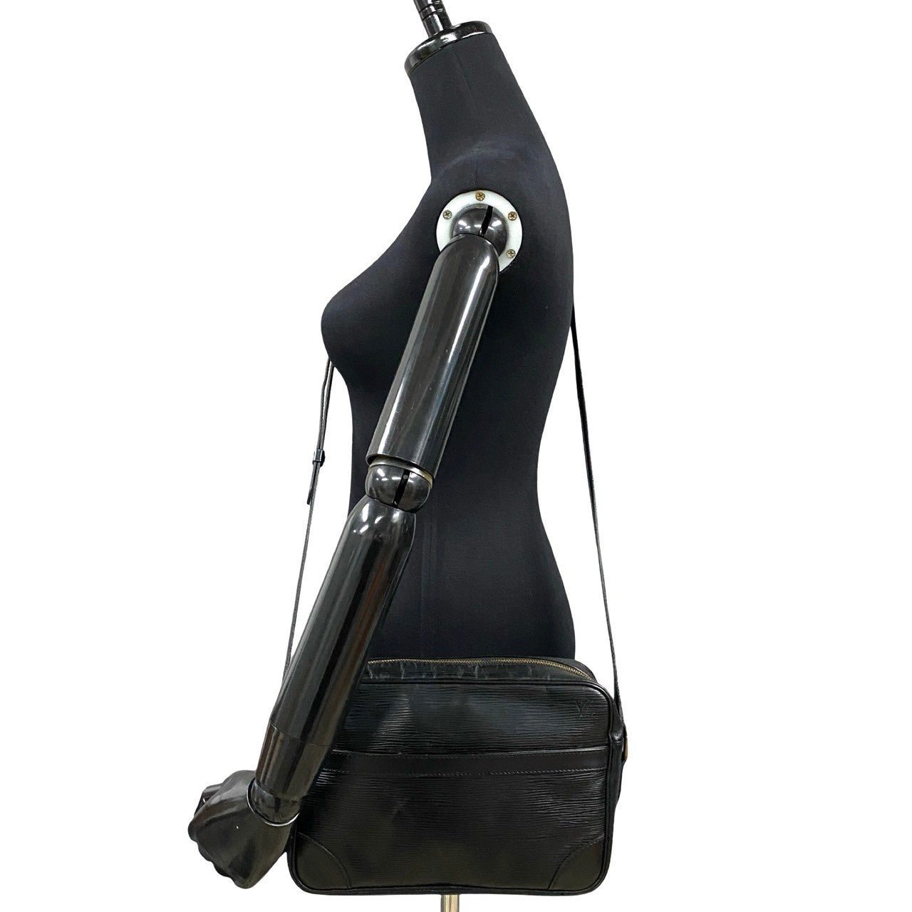 LOUIS VUITTON Shoulder Bag Epi Leather black Epi Trocadero | AlmaBagz - Image 2