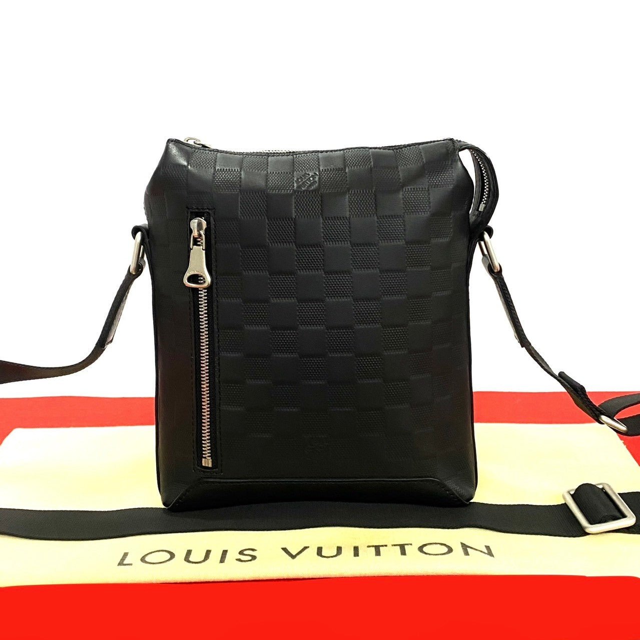 LOUIS VUITTON Shoulder Bag leather black Damier Anfini Discovery Messenger BB | AlmaBagz - Image 9