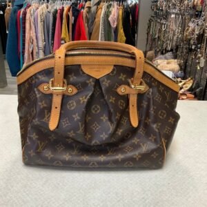 Handbag Luxury Designer By Louis Vuitton  Size: Medium | AlmaBagz