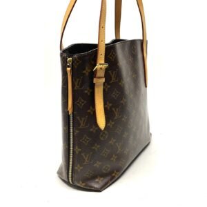 Handbag Luxury Designer By Louis Vuitton  Size: Large | AlmaBagz