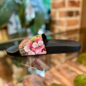 GUCCI Blooms Rubber Slides SZ 37 | AlmaBagz