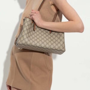 Gucci GG Emblem Small | AlmaBagz