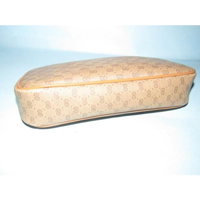 Gucci Vintage Purses Brown Patent Gg Canvas Clutch | AlmaBagz