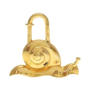 HERMES Cadena metal gold Snail Cadena Charm 1995 ANNEE DE LA ROUTE | AlmaBagz