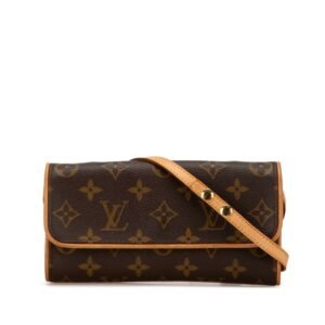 Louis Vuitton Monogram  Monogram Monogram Pochette Shoulder Bag | AlmaBagz