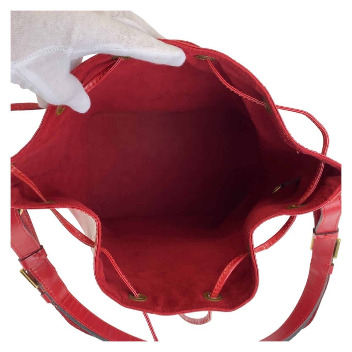 LOUIS VUITTON Shoulder Bag M44107 Epi Leather Red Gold Metal Epi Petit Noe | AlmaBagz - Image 4