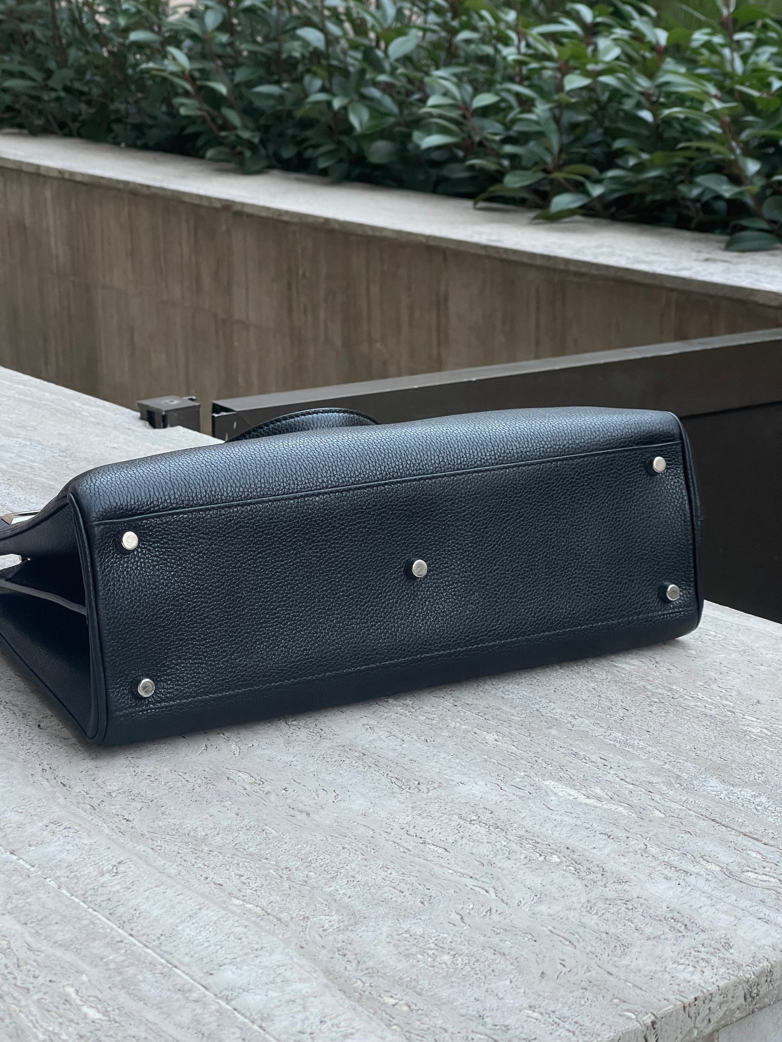 Gucci - Sac Zumi en cuir noir MM | AlmaBagz - Image 6