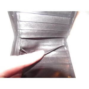 Gucci Navy Leather Exterior With Red Leather Lining And Gold G Hinge Closure Vintage Wallet | AlmaBagz