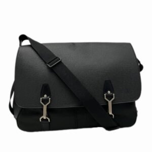 Louis Vuitton Leather Nylon Shoulder Bag | AlmaBagz