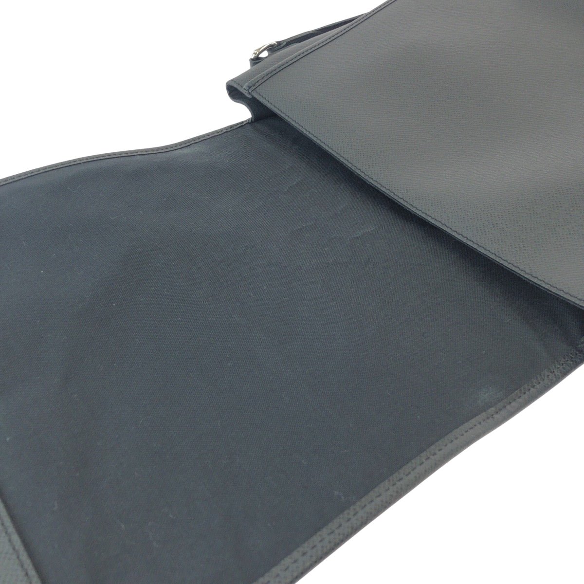 LOUIS VUITTON Shoulder Bag M32482 Taiga Ardoise Black SilverMetal Shoulder Bag Messenger bag Taiga Andrei mens Used | AlmaBagz - Image 5