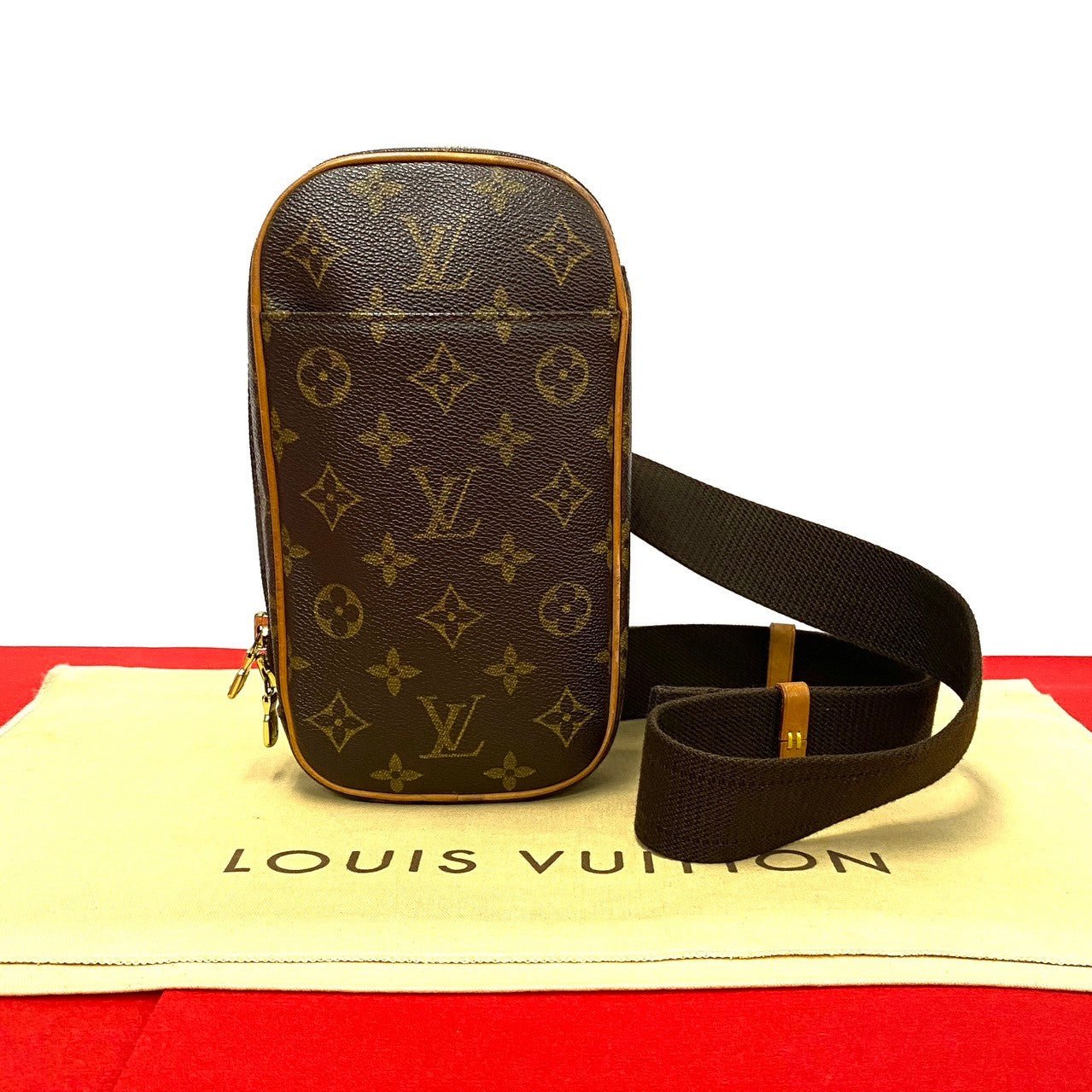 LOUIS VUITTON Sling bag leather Brown Monogram Pochette Gange | AlmaBagz - Image 9