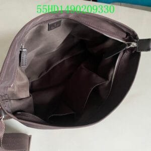 Gucci Bags - The Tote 821 | AlmaBagz