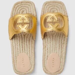 Gucci Leather Sandal Gold | AlmaBagz