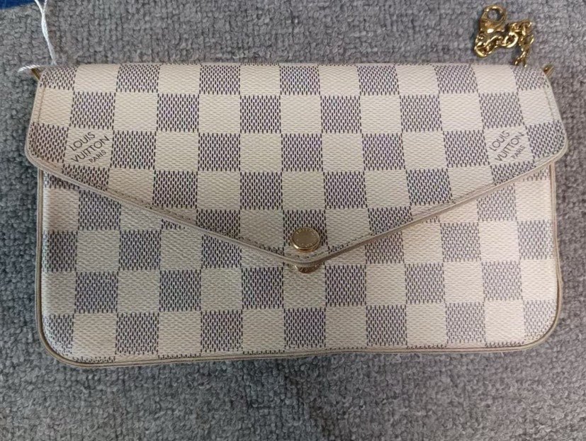 Louis Vuitton Damier Azur Pochette Félicie B23-14 | AlmaBagz