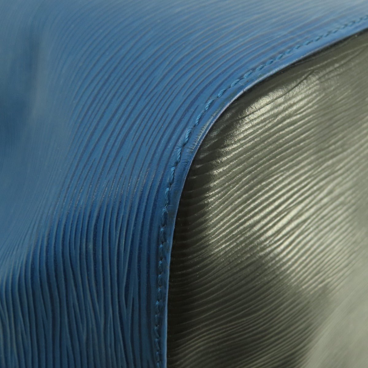 LOUIS VUITTON Shoulder Bag M44152 Epi blue Petit Noe | AlmaBagz - Image 22