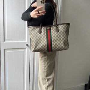 Gucci Ophidia GG Supreme Medium Tote (RRP £1440) | AlmaBagz