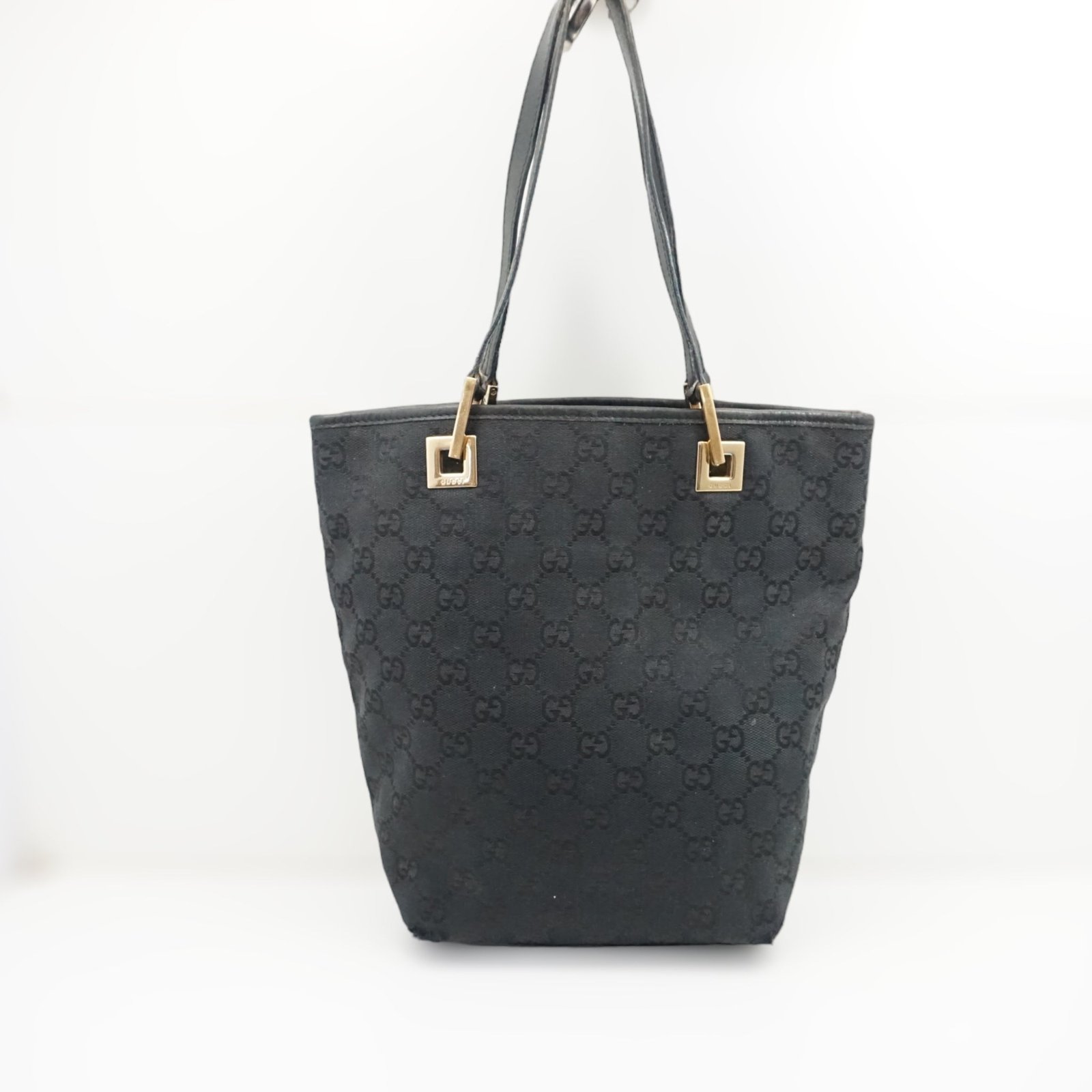Gucci Mini Bucketbag | AlmaBagz