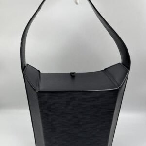 Louis Vuitton Epi Sac Seau Black | AlmaBagz