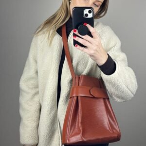 Louis Vuitton Sac d'épaule Petit Bag | AlmaBagz