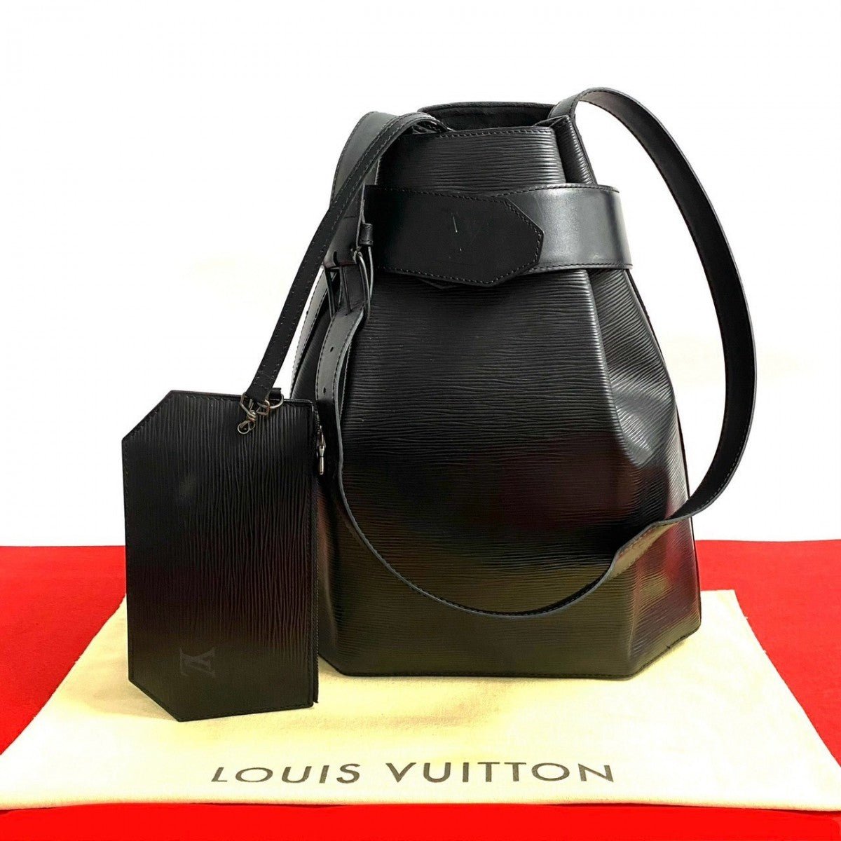 LOUIS VUITTON Shoulder Bag leather black Epi Sac de Paul GM | AlmaBagz - Image 10