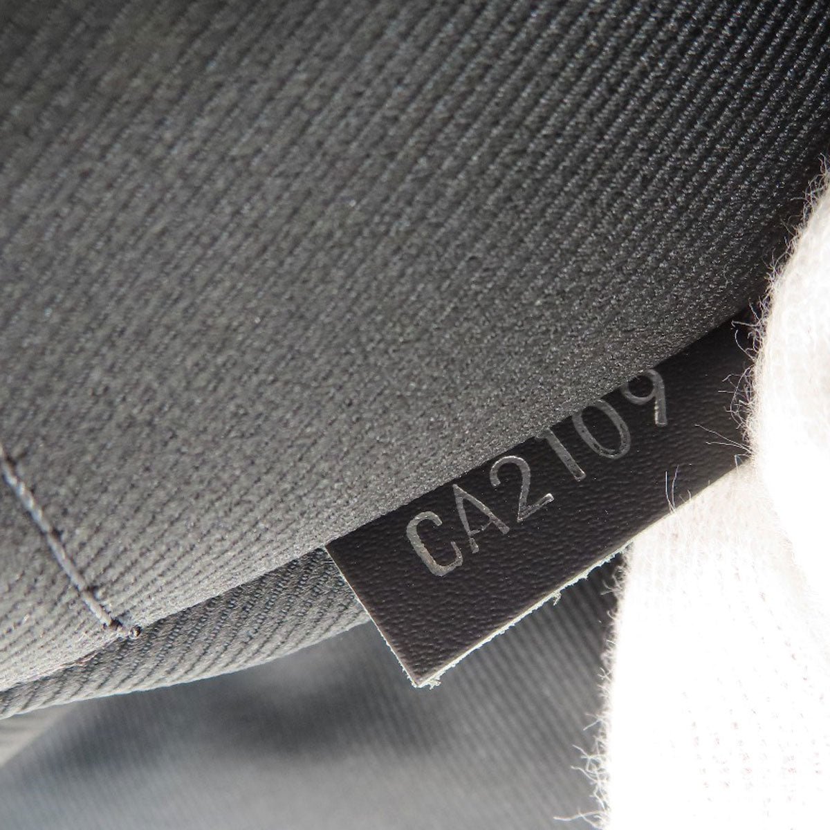 LOUIS VUITTON Shoulder Bag M44000 Monogram Eclipse black District PM Monogram Eclipse Women Used | AlmaBagz - Image 6