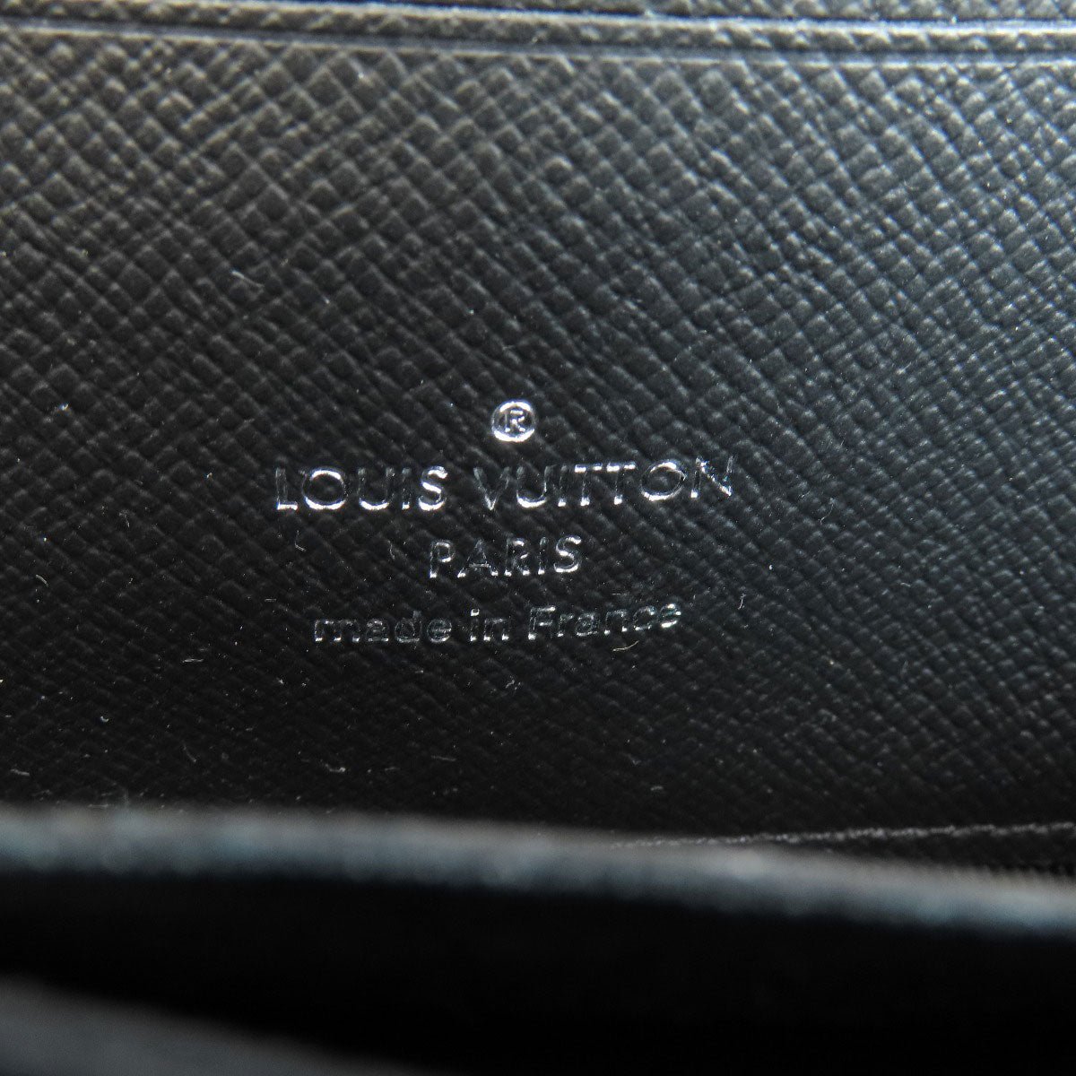 LOUIS VUITTON Shoulder Bag M81260 Monogram Eclipse black Alpha Wearables mens Used | AlmaBagz - Image 6