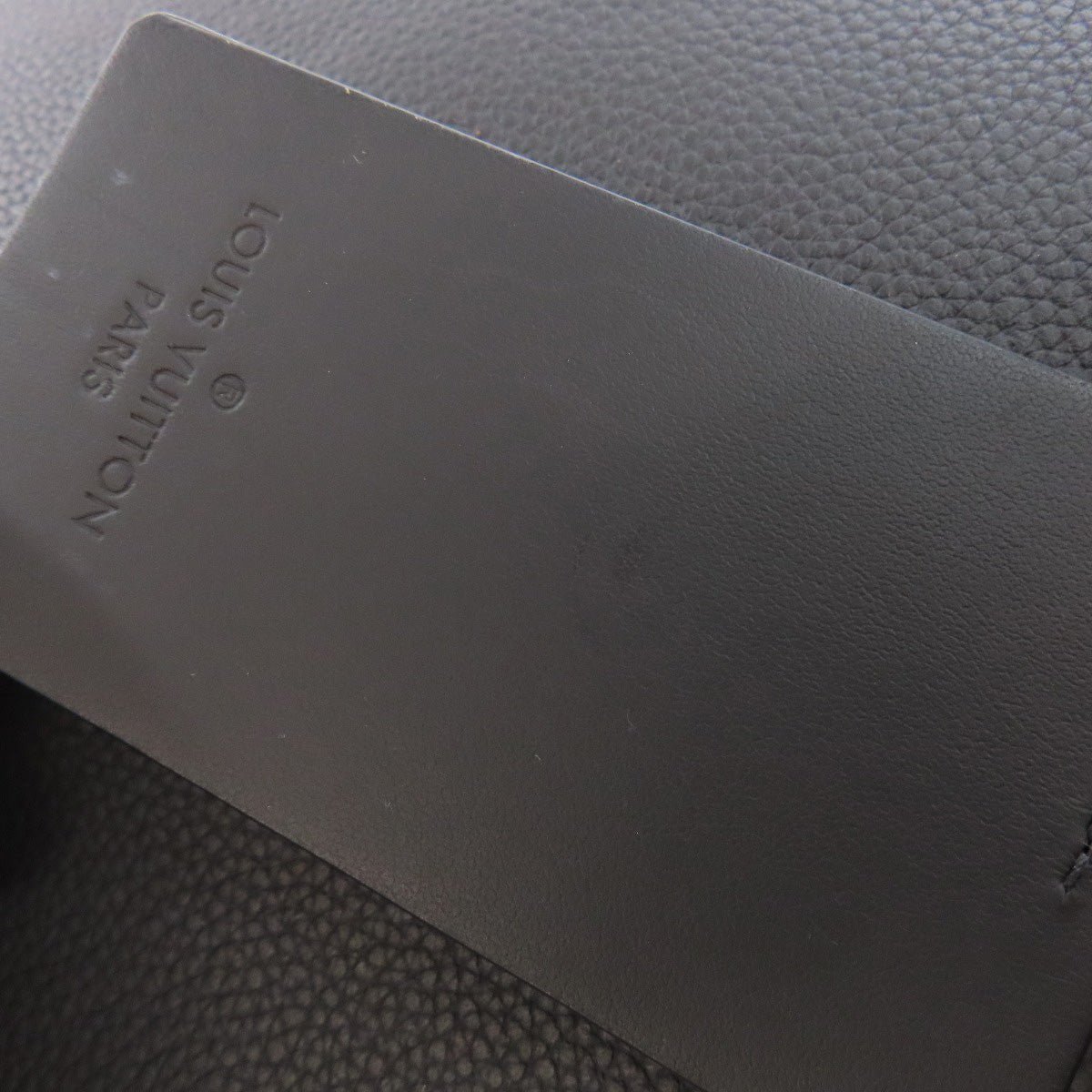 LOUIS VUITTON Shoulder Bag M57080 Calfskin black takeoff messenger mens Used | AlmaBagz - Image 11