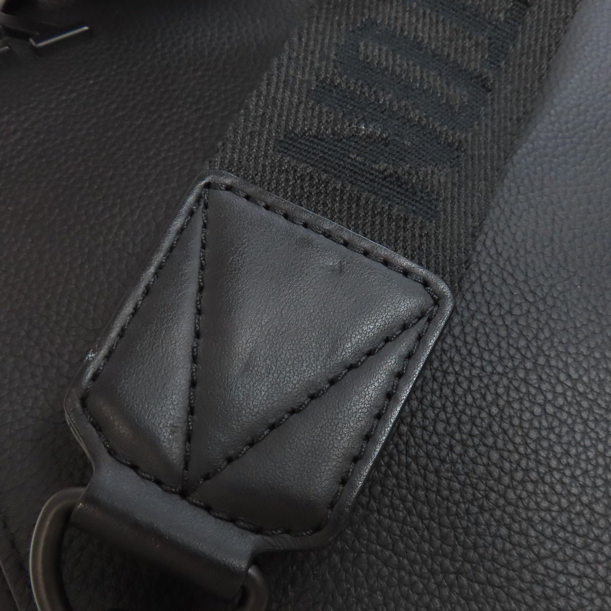 LOUIS VUITTON Shoulder Bag M57080 Calfskin black takeoff messenger mens Used | AlmaBagz - Image 15