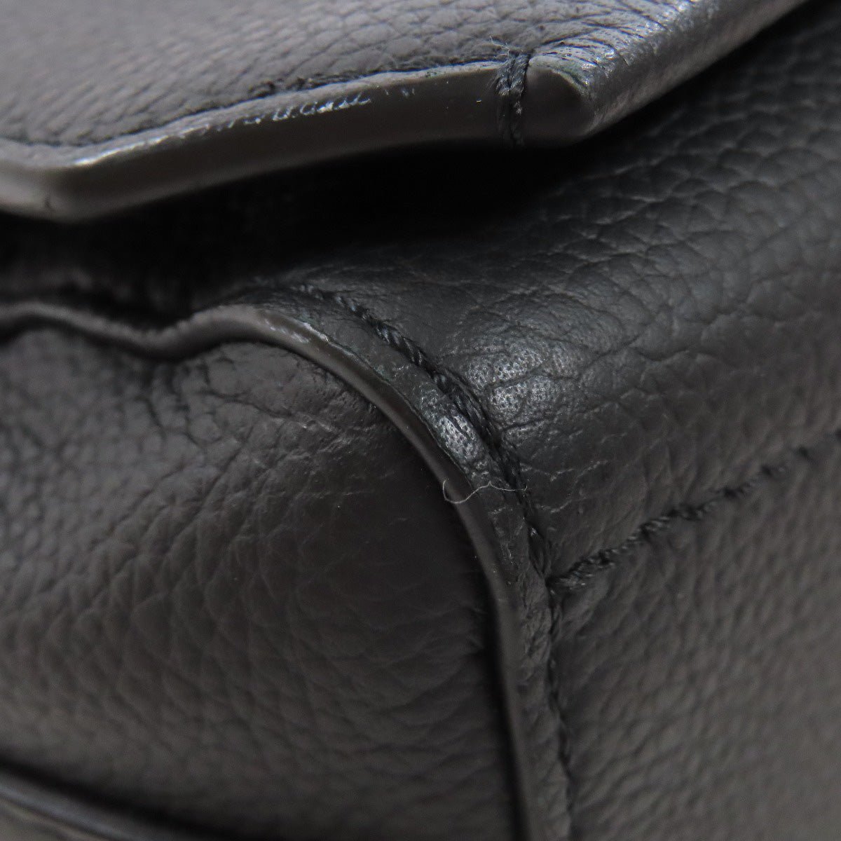 LOUIS VUITTON Shoulder Bag M57080 Calfskin black takeoff messenger mens Used | AlmaBagz - Image 18