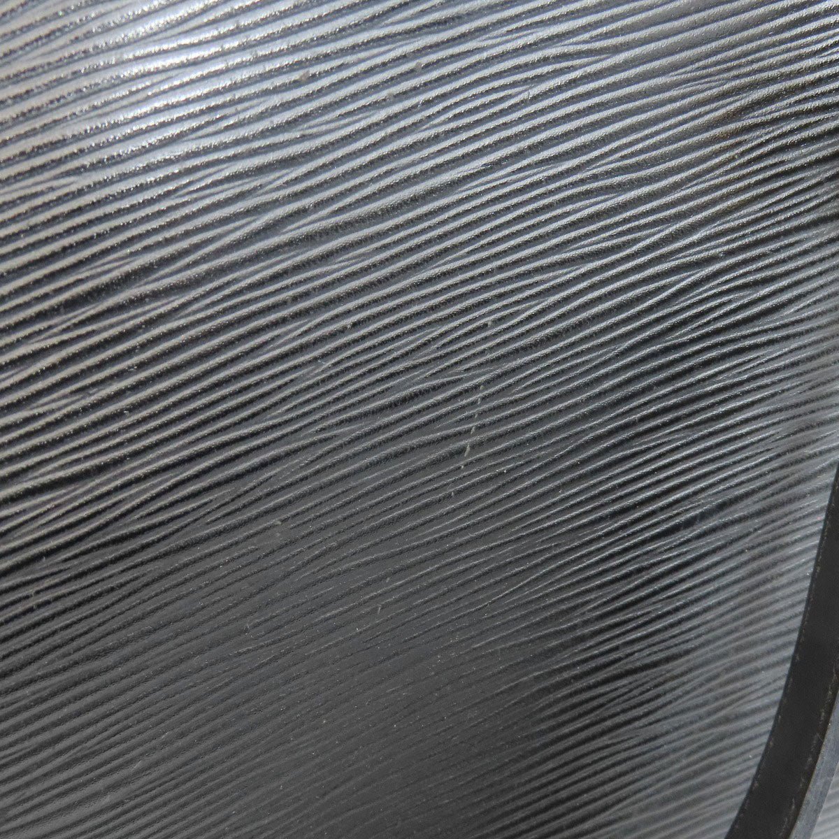 LOUIS VUITTON Shoulder Bag M58932 Epi black | AlmaBagz - Image 12