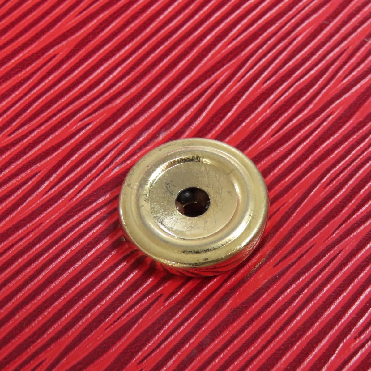 LOUIS VUITTON Shoulder Bag M52217 Epi Red | AlmaBagz - Image 10