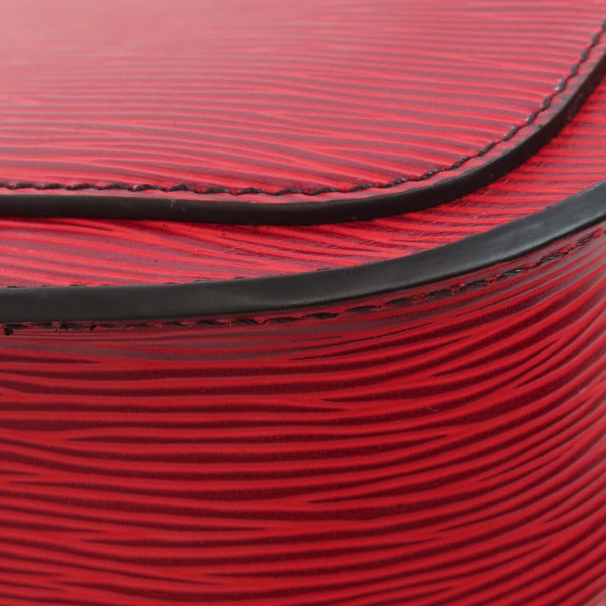 LOUIS VUITTON Shoulder Bag M52217 Epi Red | AlmaBagz - Image 21