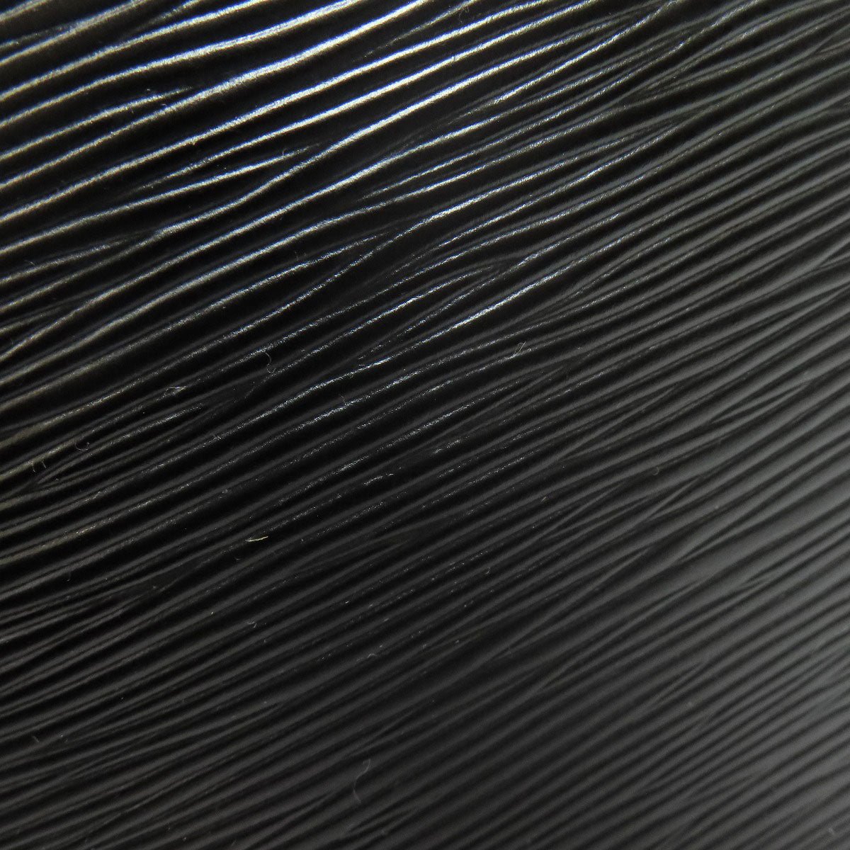 LOUIS VUITTON Shoulder Bag M52812 Epi black | AlmaBagz - Image 9