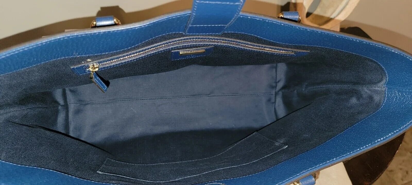 Gucci 100 Ophidia Medium Tote Bag | AlmaBagz - Image 3