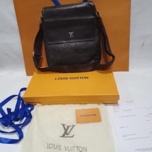Louis Vuitton Crossbody Bag | AlmaBagz