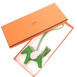 HERMES key ring Annuomiro, Swift Vert Yucca Rodeo Pegasus PM | AlmaBagz
