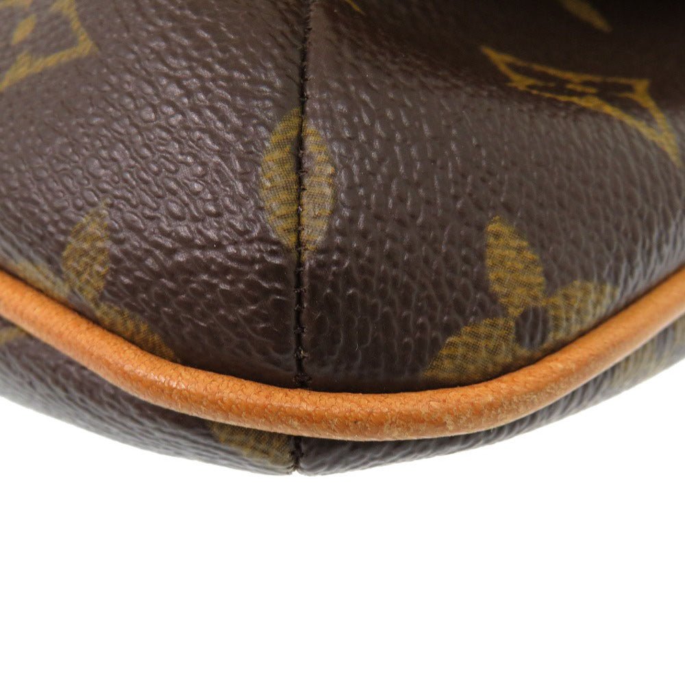 LOUIS VUITTON Shoulder Bag M51388 Monogram canvas Brown Monogram Musette Tango Long Strap | AlmaBagz - Image 5