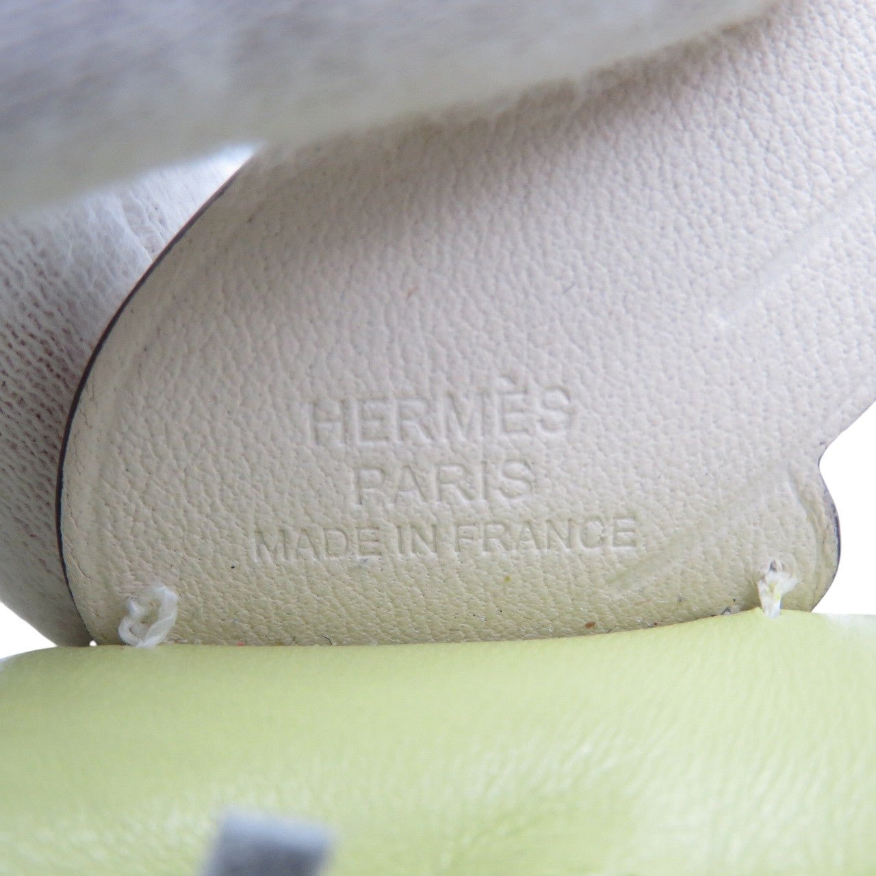 HERMES key ring Anjou Milo, Vaux Swift Jones Bourjon Rodeo PM Pegasus | AlmaBagz - Image 3