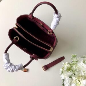 Louis Vuitton MONTAIGNE MM | AlmaBagz