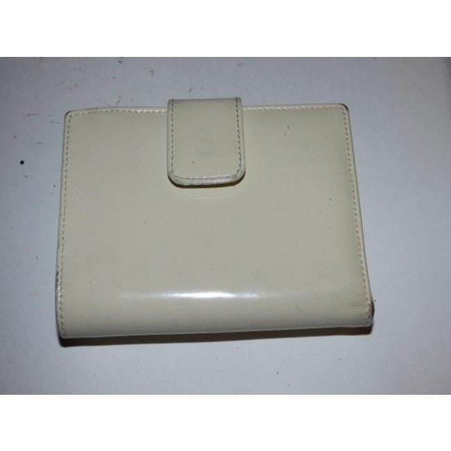 Gucci Ivory Patent Leather Tom Ford Era Tri Fold Wallet | AlmaBagz